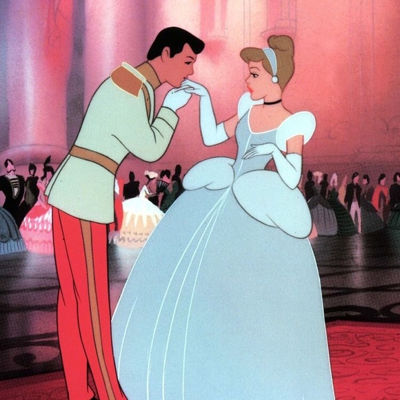 PRINCESS AESTHETIC MYSTERY BOX - Picture 1 of 16